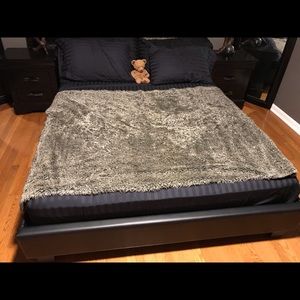 Grey faux fur throw blanket